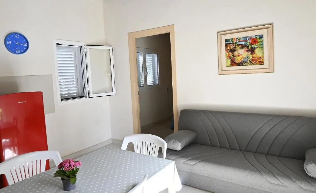 Casa Vacanze La Meridiana Donnalucata  Semesterbostad