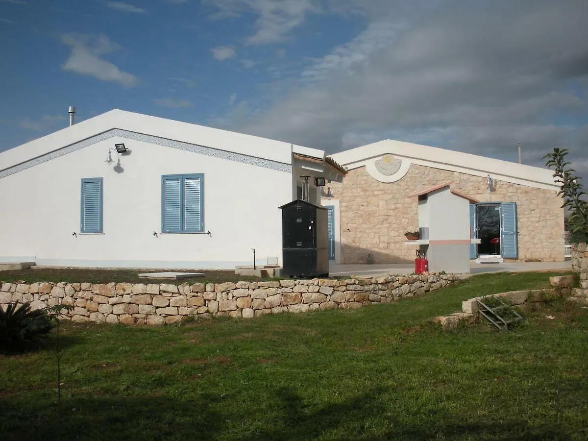 Casa Vacanze La Meridiana Donnalucata  Semesterbostad Donnalucata (Sicily)